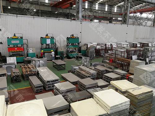 群發不銹鋼工廠車間展示